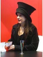AMELIE NOTHOMB