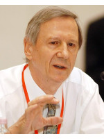 ANTHONY GIDDENS