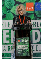 CARMEN AVRAM