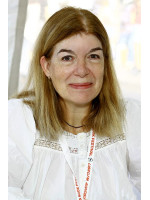 CLAIRE MESSUD