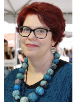 CLAUDIA GRAY