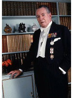 DENNIS WHEATLEY