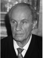 DINU C.GIURESCU