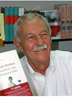 EDUARDO MENDOZA