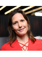 HELEN CZERSKI