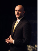 JAMES CLEAR