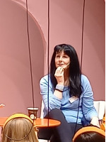 MARIAN KEYES