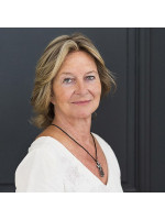 MARIE DE HENNEZEL