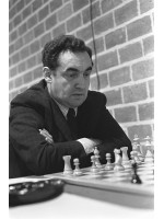 MARK TAIMANOV