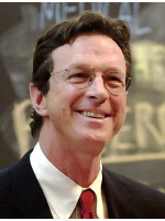 MICHAEL CRICHTON