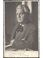 MIHAIL  SADOVEANU