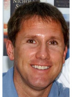 NICHOLAS SPARKS