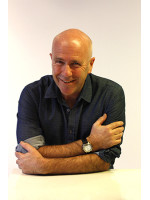 RICHARD FLANAGAN