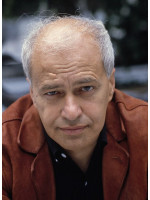 STEPHEN VIZINCZEY