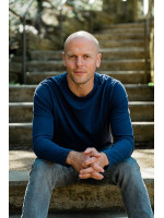 TIM FERRISS
