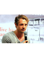 TOM ROB SMITH