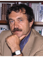 VASILI AKSIONOV