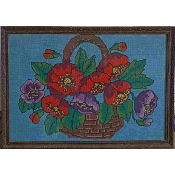 TABLOU TEXTIL CUSUT, TIP GOBLEN. COS CU FLORI