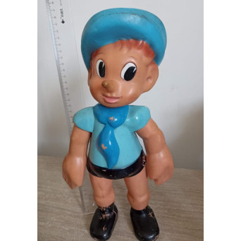 JUCARIE ARADEANCA, PINOCHIO