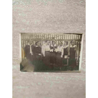 FOTOGRAFIE GRUP DE FEMEI. AMINTIRE DIN A DOUA ZI DE PASTI - 2 MAI 1932. 60