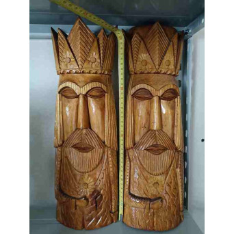 SET 2 MASTI SCULPTATE IN LEMN. PRODUS DE COLECTIE, DECOR