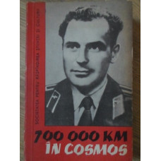 700.000 KM IN COSMOS