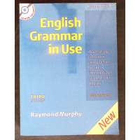 ENGLISH GRAMMAR IN USE (CD INCLUS)