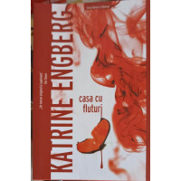 CASA CU FLUTURI