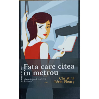 FATA CARE CITEA IN METROU