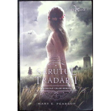 CRONICILE CELOR RAMASI VOL.1: SARUTUL TRADARII
