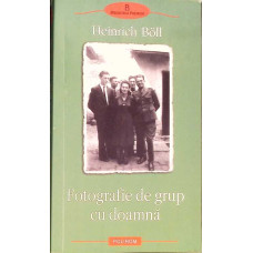 FOTOGRAFIE DE GRUP CU DOAMNA