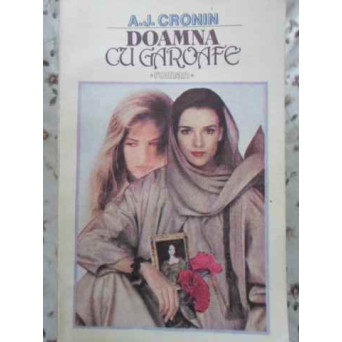 DOAMNA CU GAROAFE