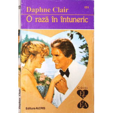 O RAZA IN INTUNERIC O RAZA IN INTUNERIC