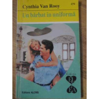 UN BARBAT IN UNIFORMA UN BARBAT IN UNIFORMA