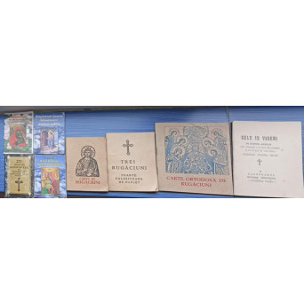 LOT 8 CARTICELE RELIGIOASE 