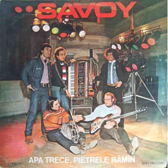 APA TRECE, PIETRELE RAMAN