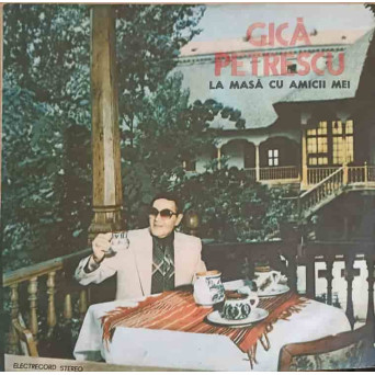 LA MASA CU AMICII MEI
