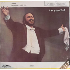 Luciano Pavarotti In Concert
