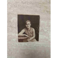  FOTOGRAFIE PORTRET DE FEMEIE. PROBABIL INTERBELICA. 54
