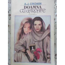 DOAMNA CU GAROAFE