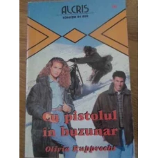 CU PISTOLUL IN BUZUNAR