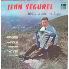 Fidele a son village