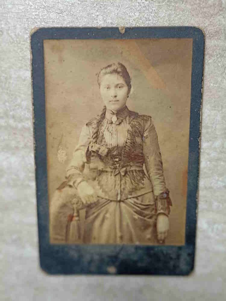 Fotografie, Portret De Femeie. Semnata In Rusa: Maria, Chisinau. Probabil Inceputul Sec.xx. 66