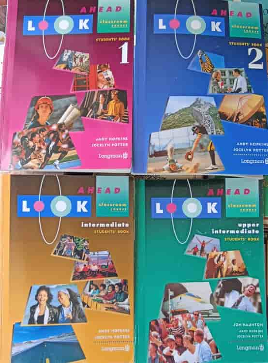 Lot 4 carti engleza ahead look: student's book 1, 2, internediate, upper intermediate