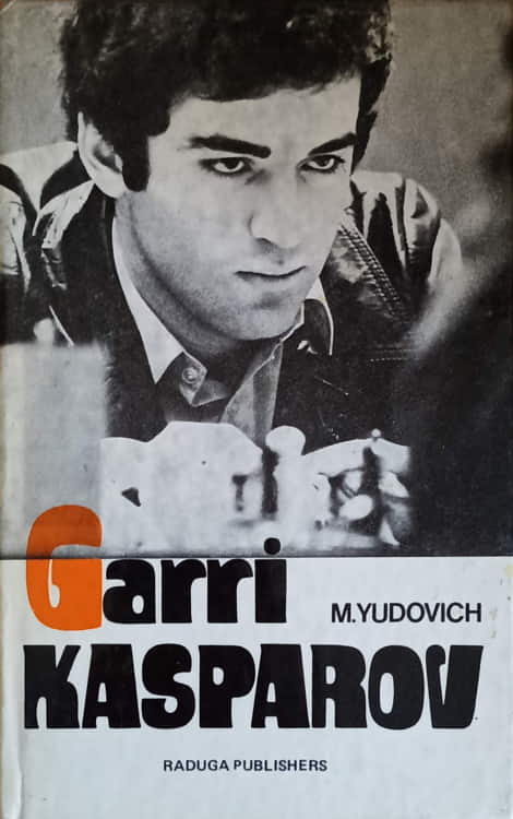 Vezi detalii pentru Garri Kasparov