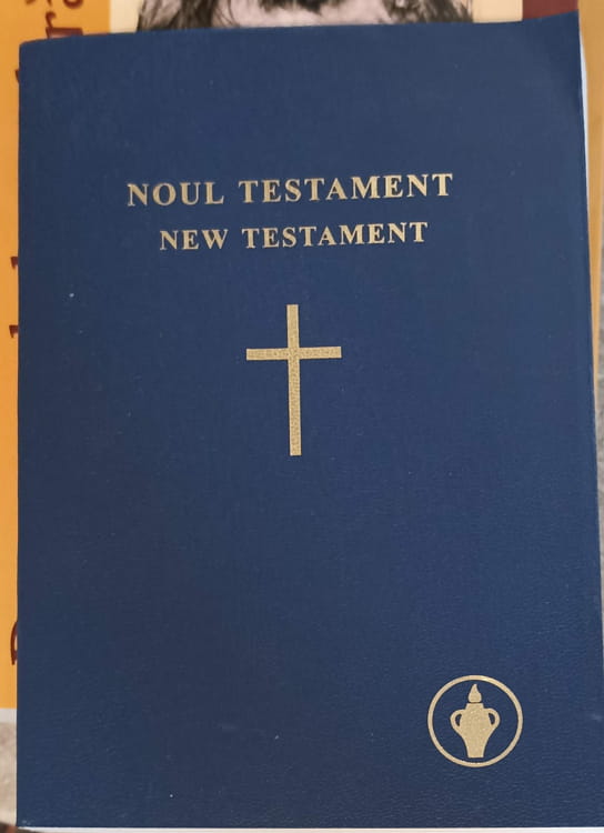 Vezi detalii pentru Noul Testament. New Testament